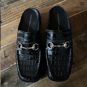 Intentionally Blank Kowloon Loafer Mule Black Womens Size 7